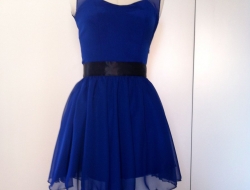 Vestido azul klein